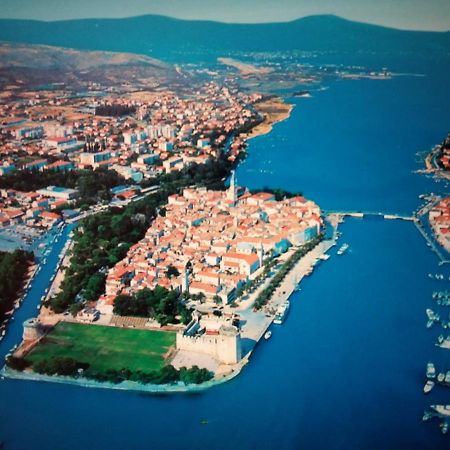 Apartment Meri Trogir Buitenkant foto