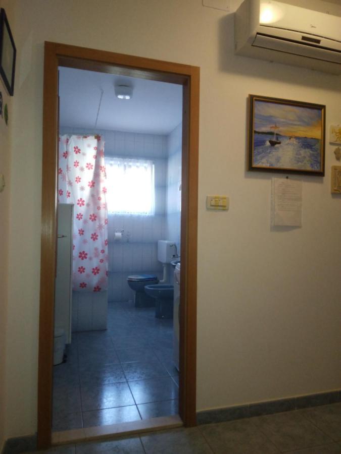 Apartment Meri Trogir Buitenkant foto