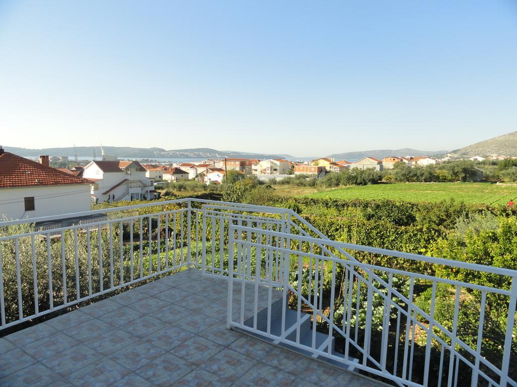 Apartment Meri Trogir Buitenkant foto