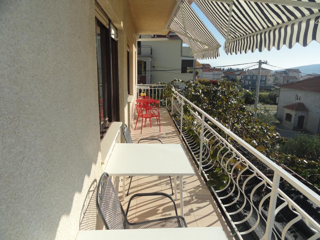 Apartment Meri Trogir Buitenkant foto