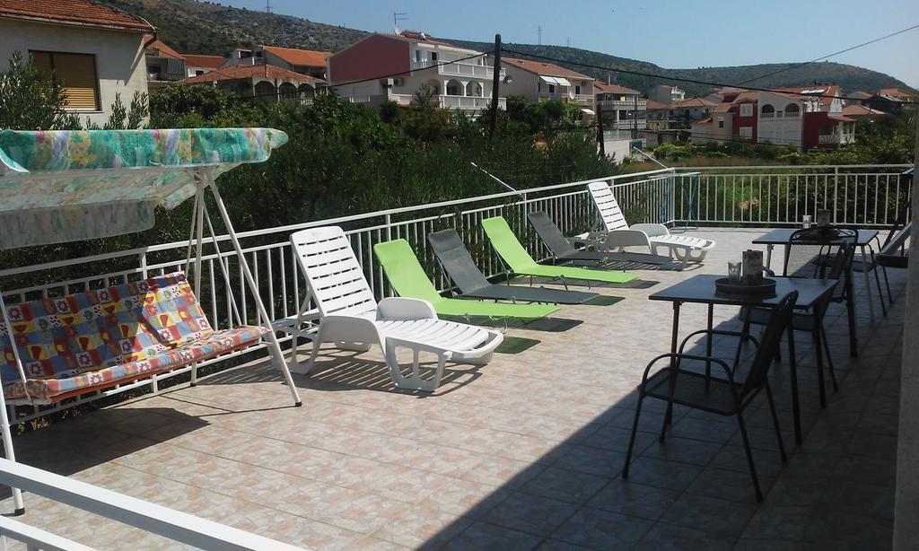 Apartment Meri Trogir Buitenkant foto