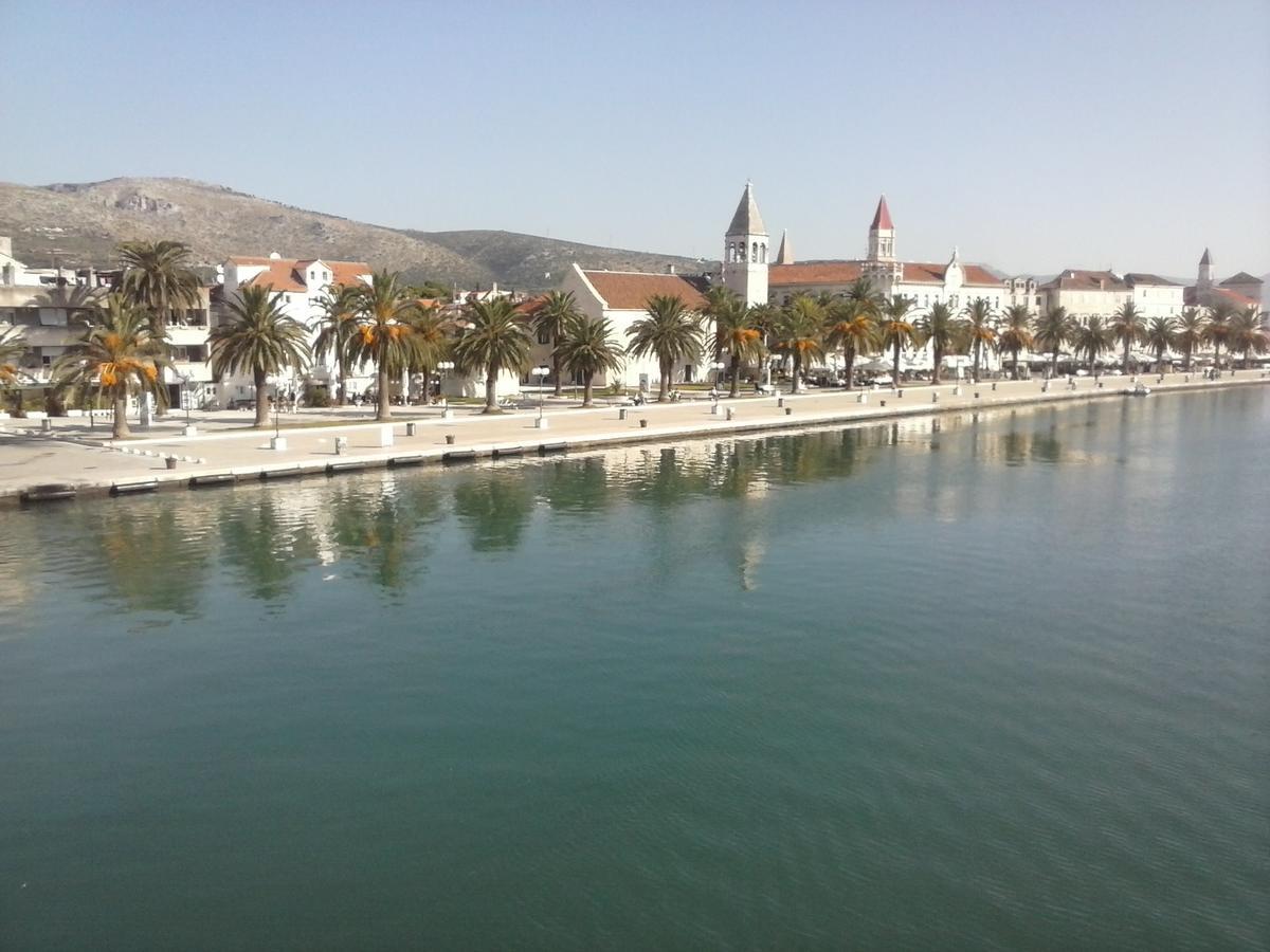 Apartment Meri Trogir Buitenkant foto