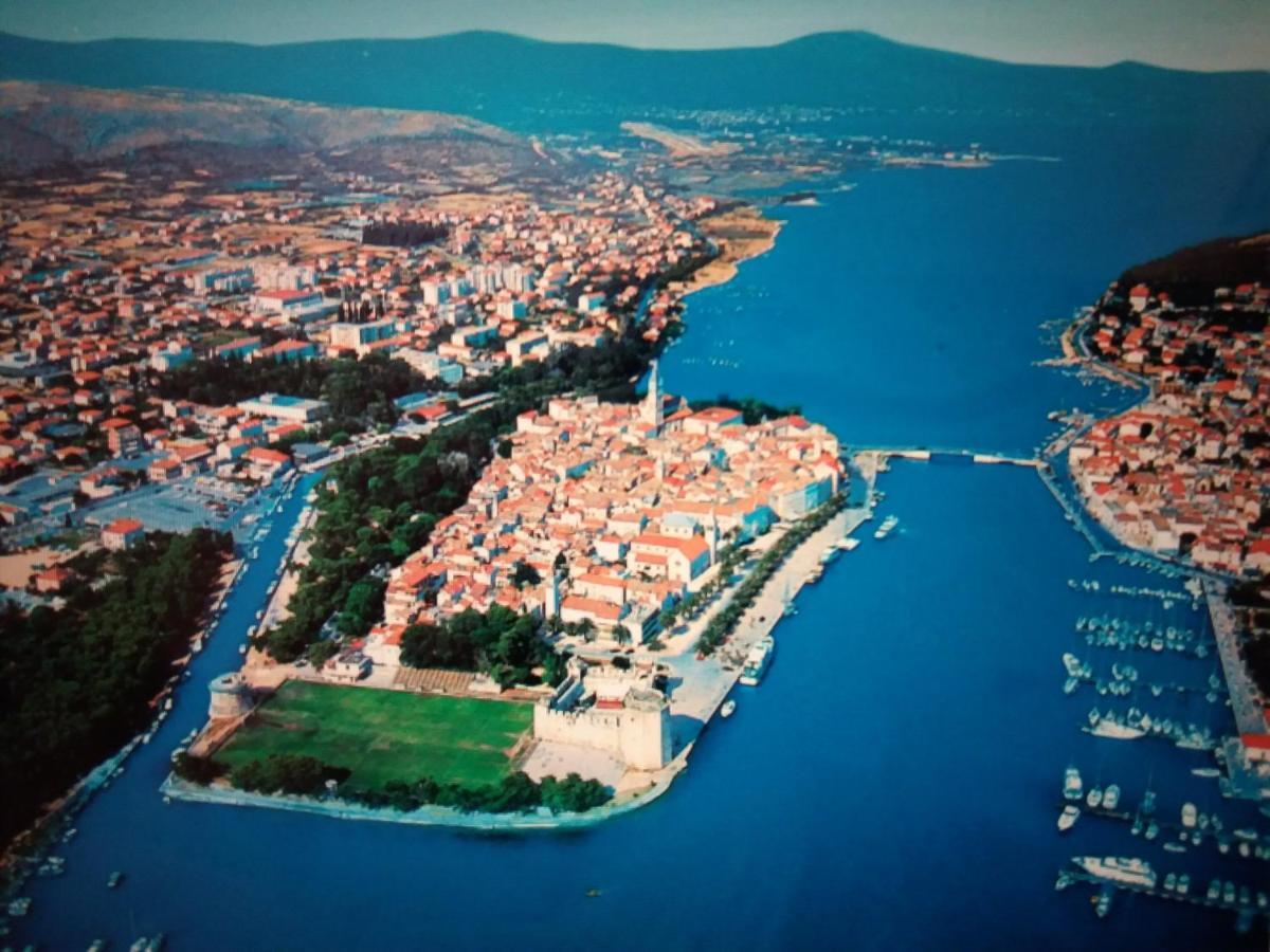 Apartment Meri Trogir Buitenkant foto